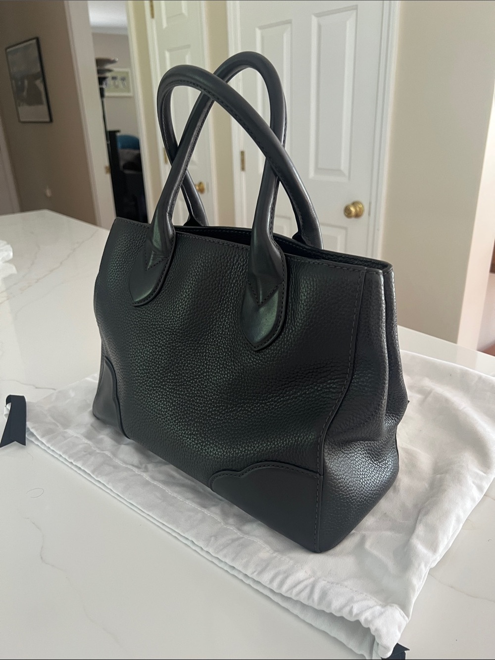 Marc Jacobs Black Pebbled Leather Satchel with Front Zip Pocket - Picture 3 of 4
